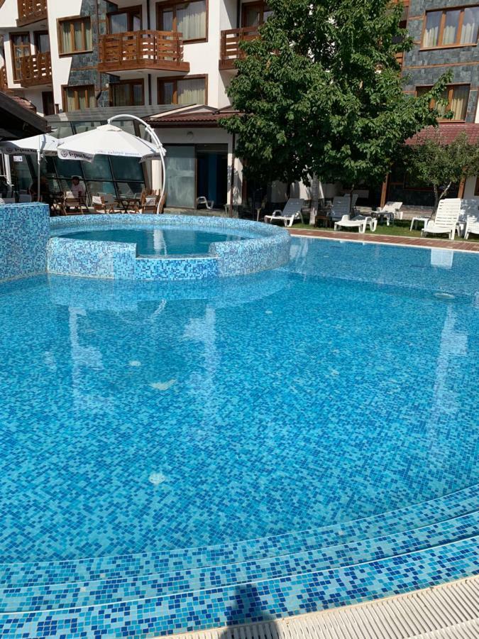 Belvedere Holiday Club ...Vip Ap. 반스코 외부 사진