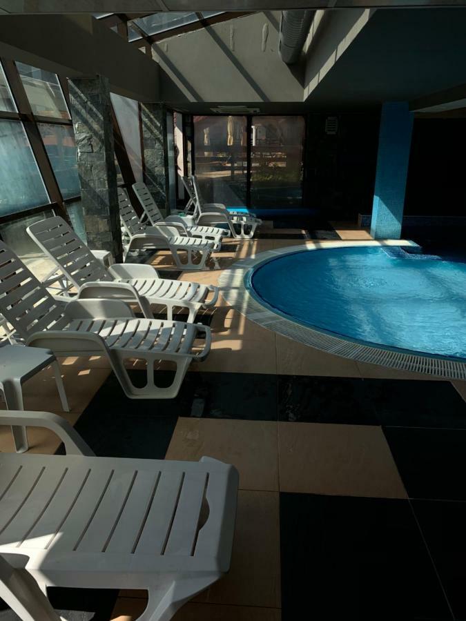 Belvedere Holiday Club ...Vip Ap. 반스코 외부 사진